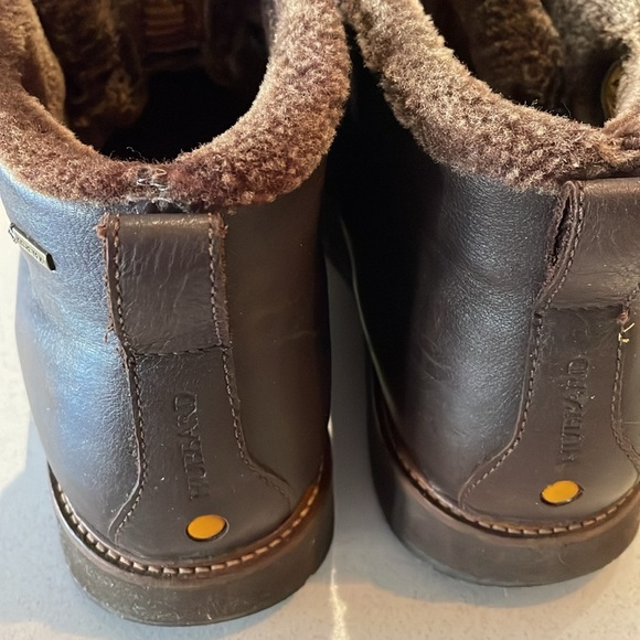 Brown Leather Ankle-High Boots with Furry Lining main image 5